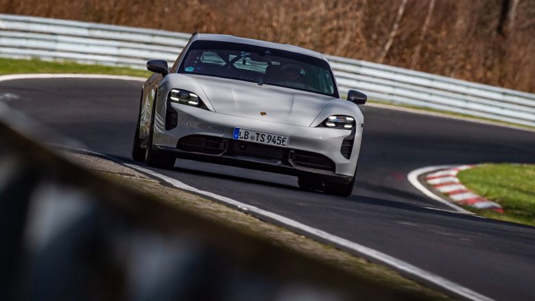  Porsche Taycan, Nürburgring rekorunu yeniden kırdı